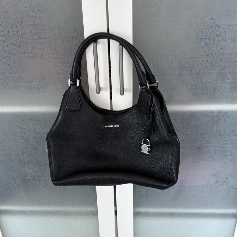 Michael Kors Authentic Shoulder Bag Large Camille